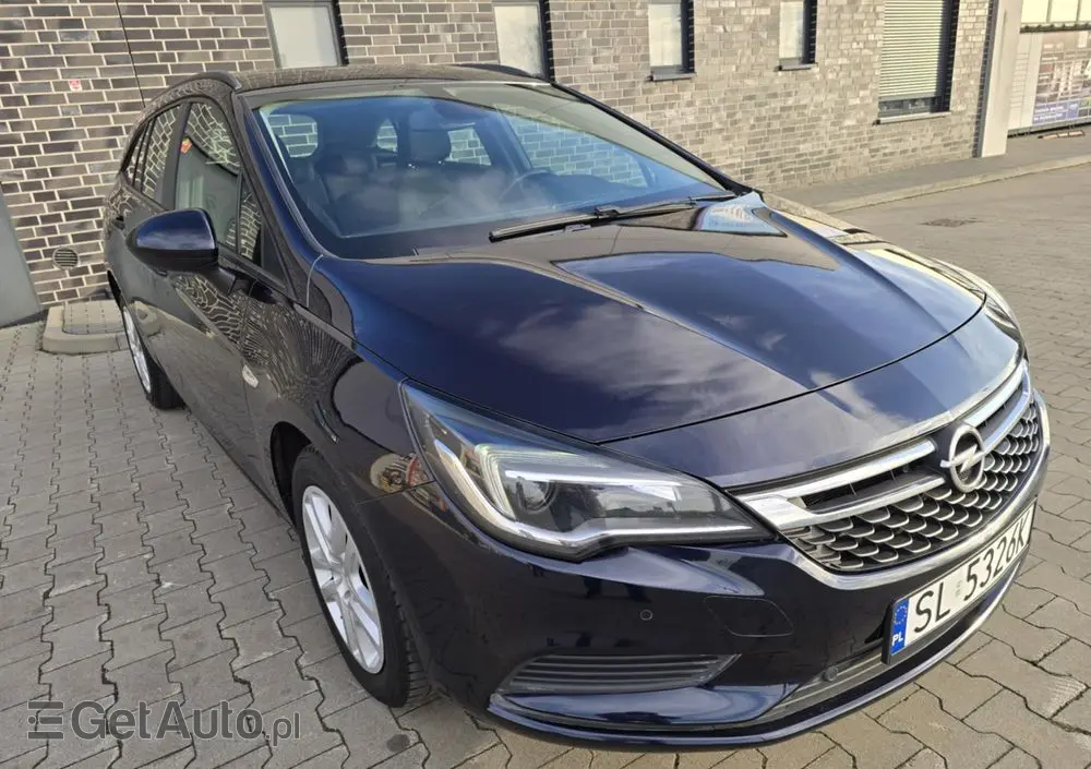 OPEL Astra 1.6 D (CDTI) Automatik Dynamic