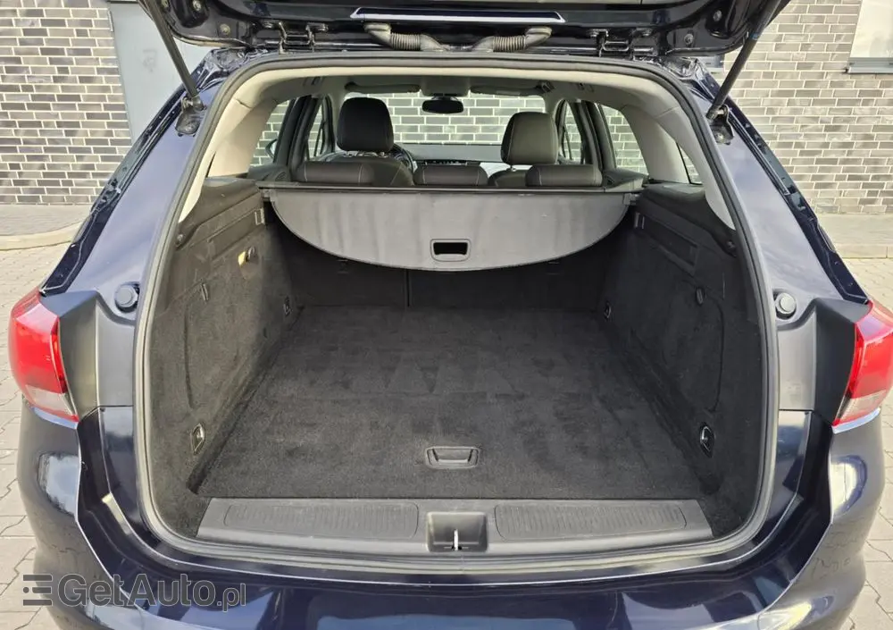 OPEL Astra 1.6 D (CDTI) Automatik Dynamic