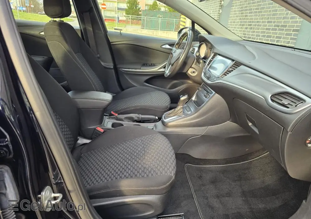 OPEL Astra 1.6 D (CDTI) Automatik Dynamic