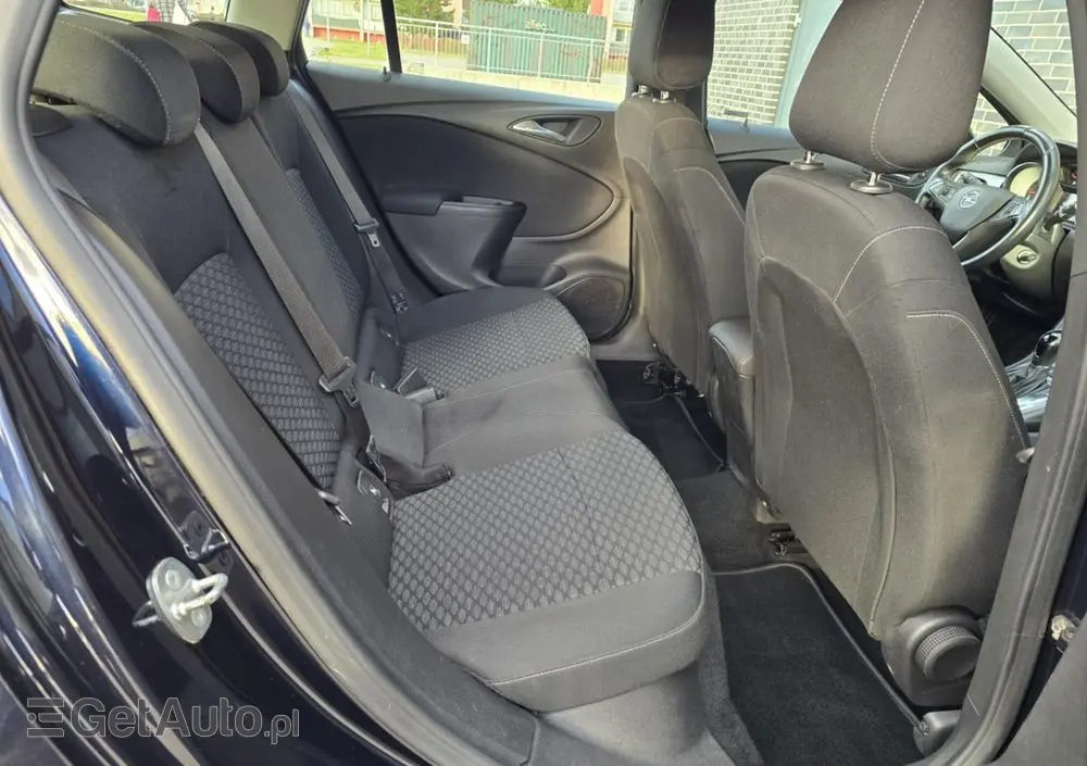 OPEL Astra 1.6 D (CDTI) Automatik Dynamic