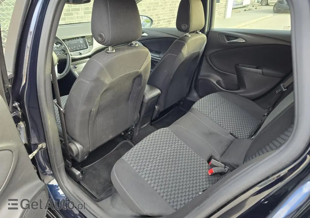 OPEL Astra 1.6 D (CDTI) Automatik Dynamic