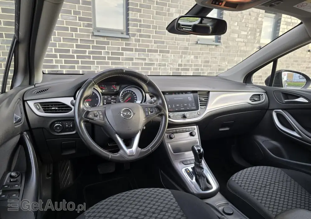 OPEL Astra 1.6 D (CDTI) Automatik Dynamic