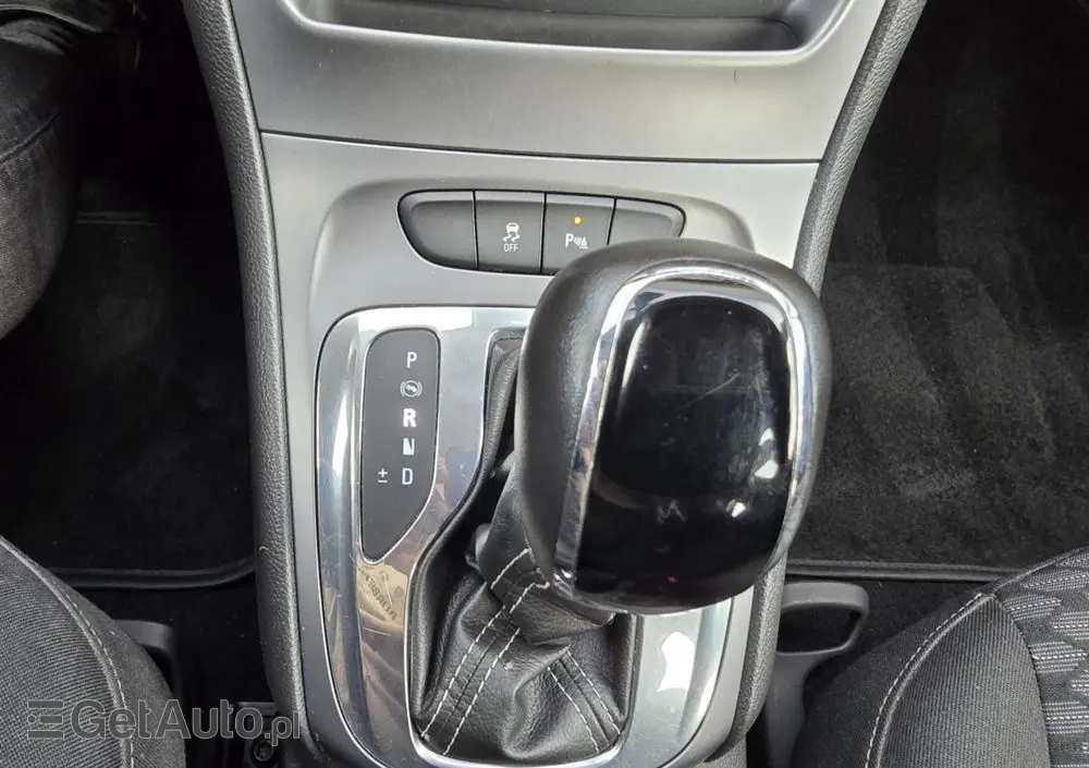 OPEL Astra 1.6 D (CDTI) Automatik Dynamic