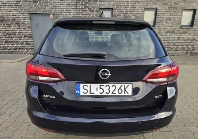 OPEL Astra 1.6 D (CDTI) Automatik Dynamic