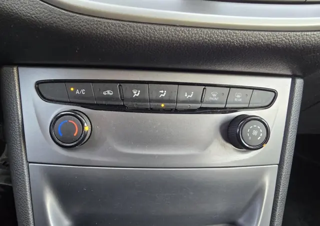 OPEL Astra 1.6 D (CDTI) Automatik Dynamic