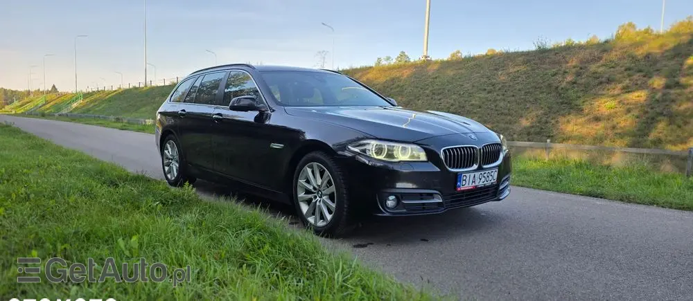 BMW Seria 5 530d xDrive Luxury Line