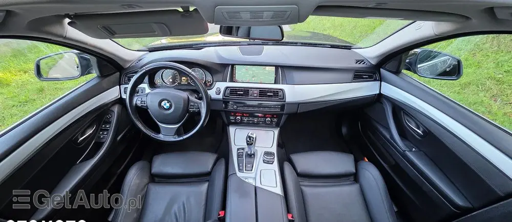 BMW Seria 5 530d xDrive Luxury Line