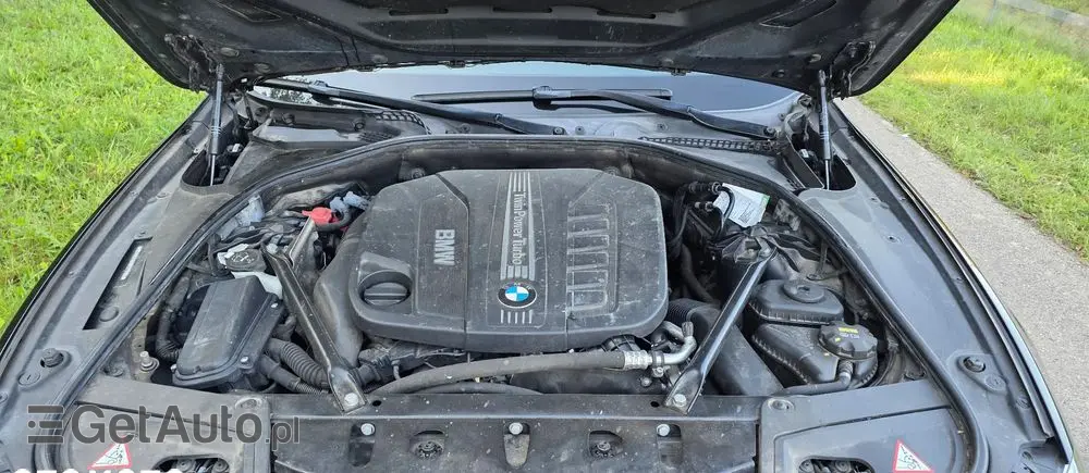 BMW Seria 5 530d xDrive Luxury Line