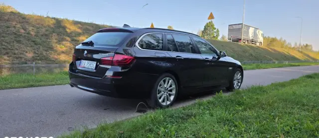 BMW Seria 5 530d xDrive Luxury Line