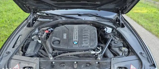 BMW Seria 5 530d xDrive Luxury Line