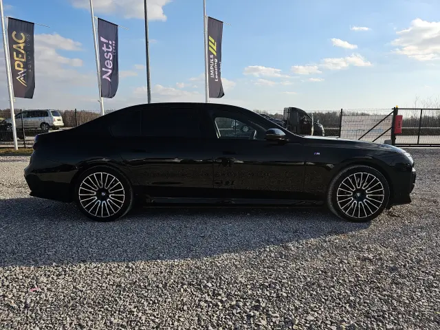 BMW Seria 7 XDrive Steptronic