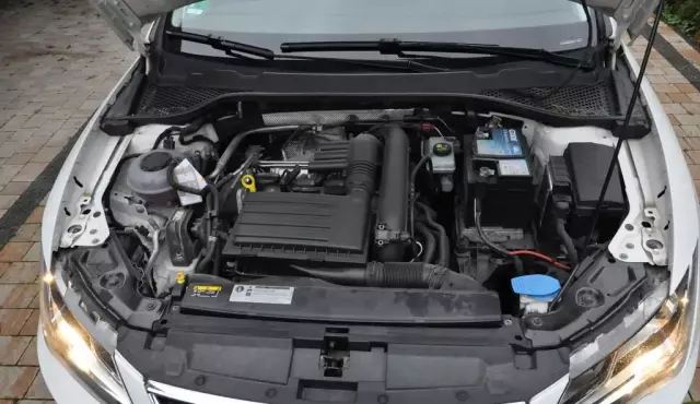 SEAT Leon 1.2 TSI (86 KM)