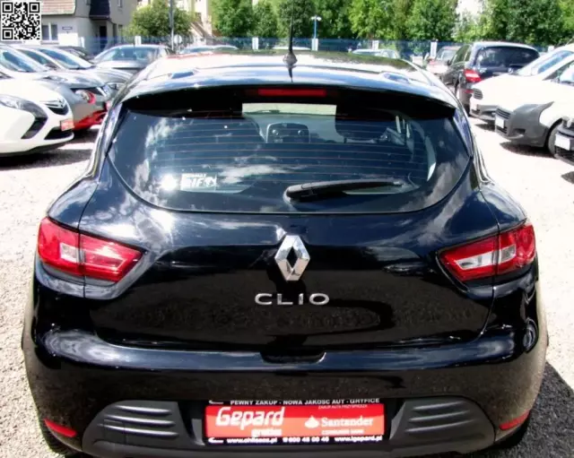 RENAULT Clio 