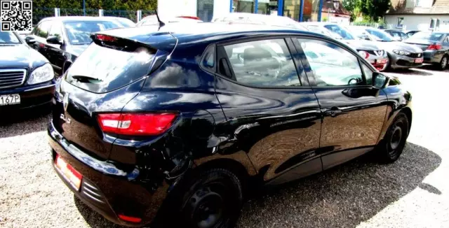 RENAULT Clio 