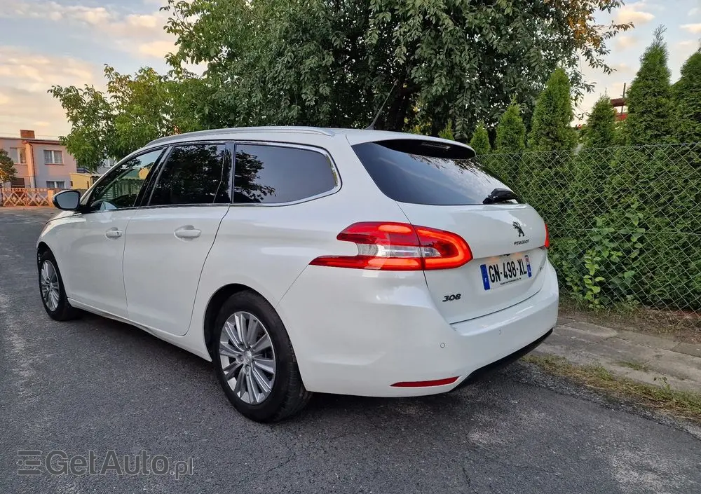 PEUGEOT 308 PureTech 130 GPF EAT8 Stop & Start Allure Pack