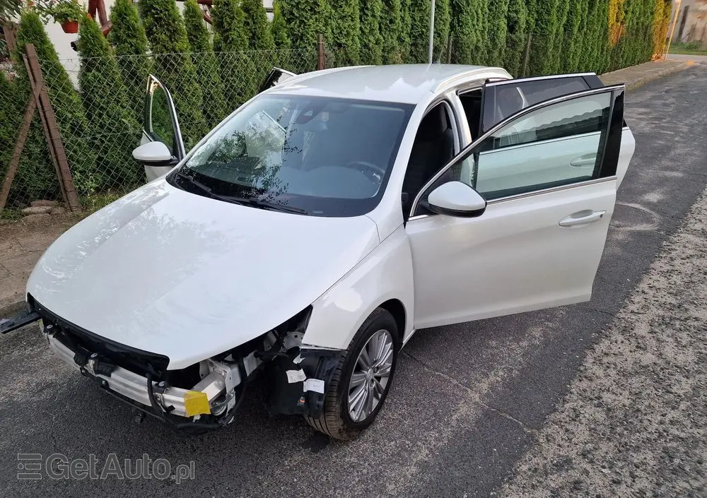 PEUGEOT 308 PureTech 130 GPF EAT8 Stop & Start Allure Pack