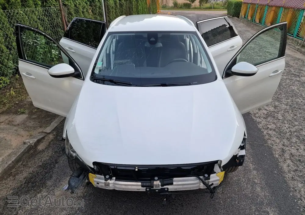 PEUGEOT 308 PureTech 130 GPF EAT8 Stop & Start Allure Pack