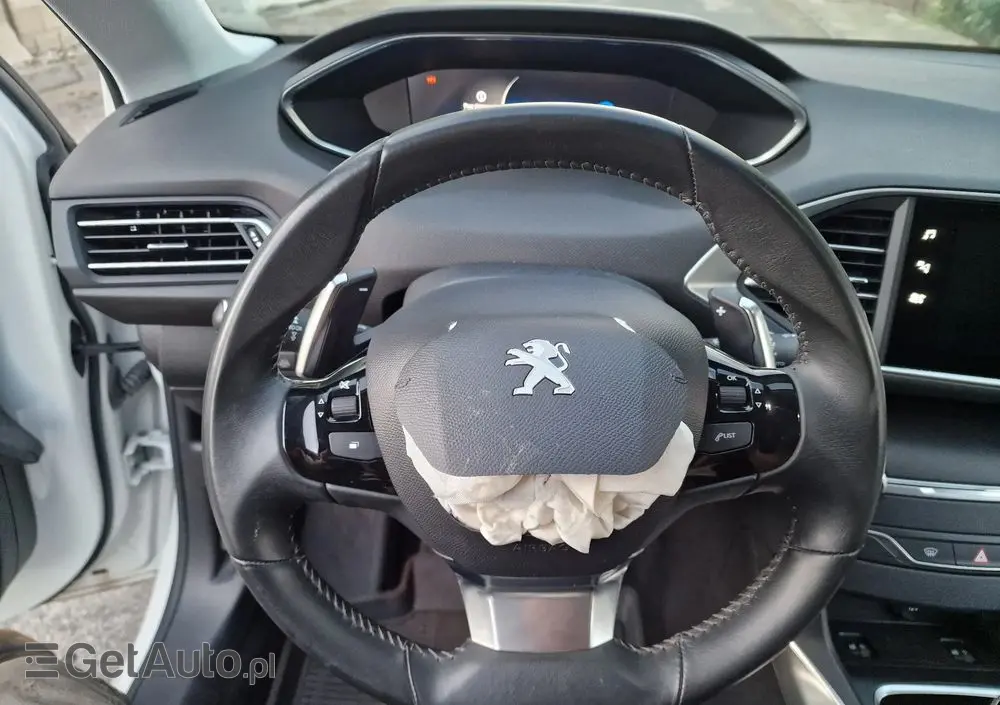 PEUGEOT 308 PureTech 130 GPF EAT8 Stop & Start Allure Pack