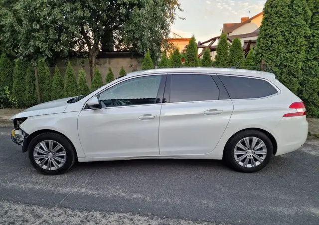 PEUGEOT 308 PureTech 130 GPF EAT8 Stop & Start Allure Pack