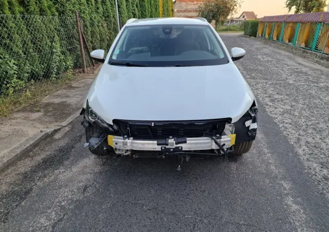 PEUGEOT 308 PureTech 130 GPF EAT8 Stop & Start Allure Pack