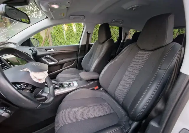 PEUGEOT 308 PureTech 130 GPF EAT8 Stop & Start Allure Pack