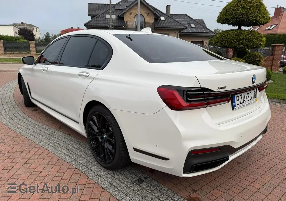 BMW Seria 7 750Li xDrive sport
