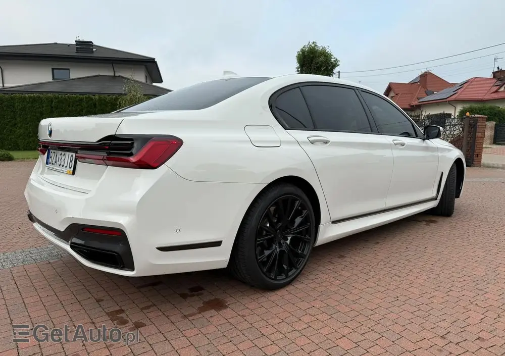 BMW Seria 7 750Li xDrive sport