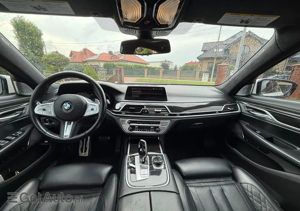 BMW Seria 7 750Li xDrive sport