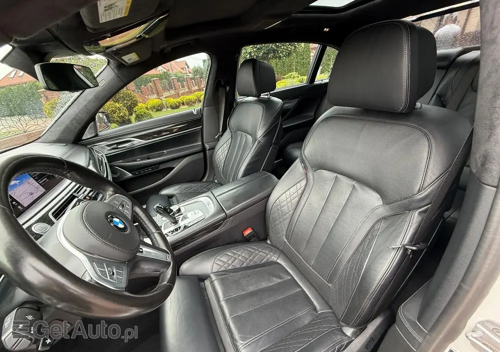 BMW Seria 7 750Li xDrive sport