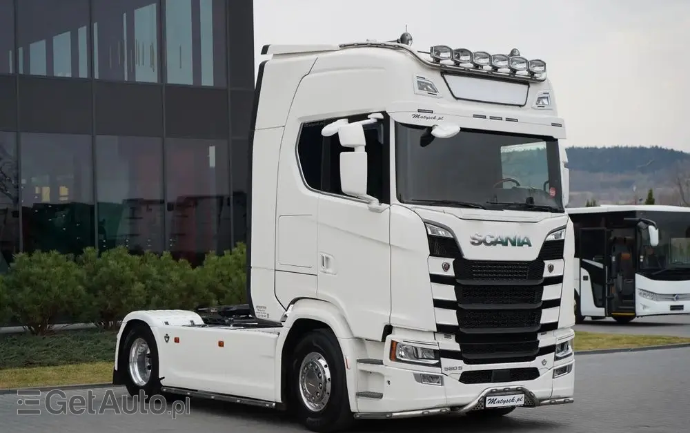 SCANIA S 580 / V8 / RETARDER / KLIMA POSTOJOWA / CAŁA NA PODUSZKACH / BOGATE WYPOSAŻENIE  / EURO 6 