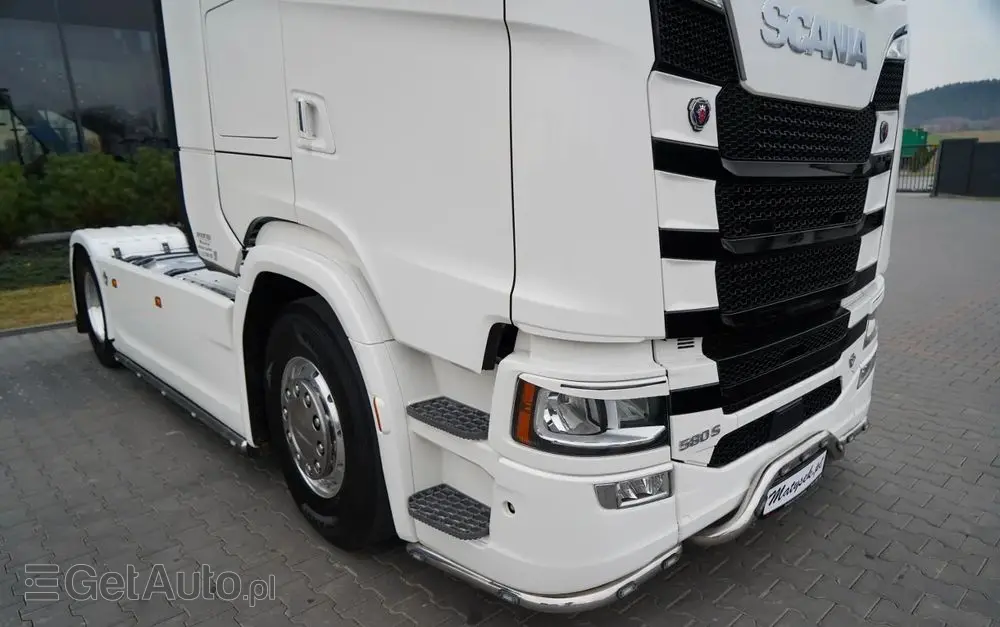 SCANIA S 580 / V8 / RETARDER / KLIMA POSTOJOWA / CAŁA NA PODUSZKACH / BOGATE WYPOSAŻENIE  / EURO 6 