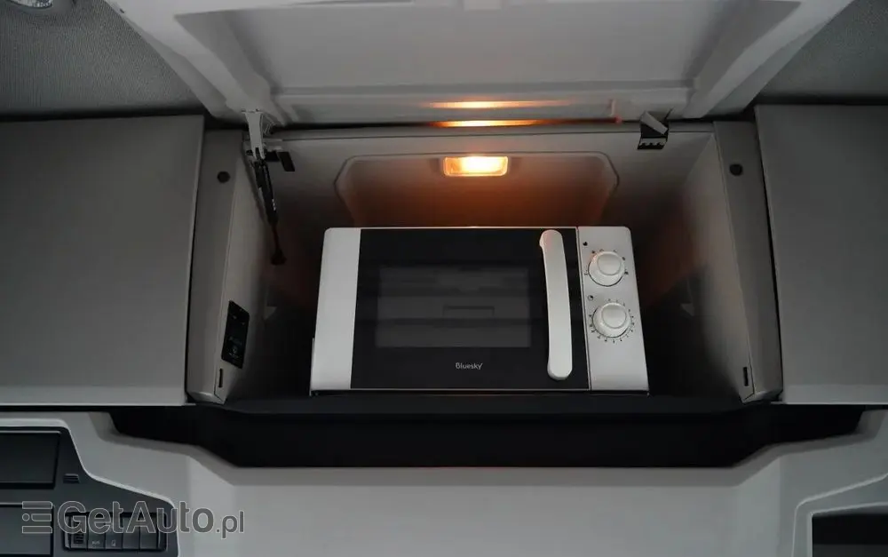 SCANIA S 580 / V8 / RETARDER / KLIMA POSTOJOWA / CAŁA NA PODUSZKACH / BOGATE WYPOSAŻENIE  / EURO 6 