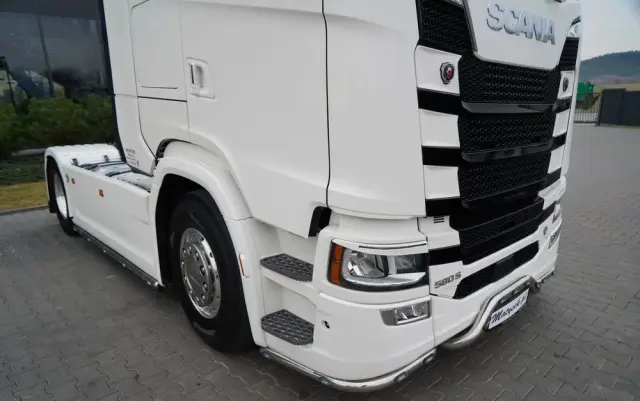 SCANIA S 580 / V8 / RETARDER / KLIMA POSTOJOWA / CAŁA NA PODUSZKACH / BOGATE WYPOSAŻENIE  / EURO 6 