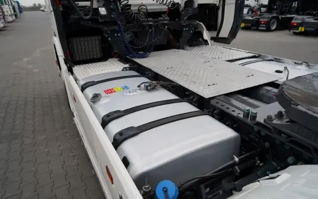 SCANIA S 580 / V8 / RETARDER / KLIMA POSTOJOWA / CAŁA NA PODUSZKACH / BOGATE WYPOSAŻENIE  / EURO 6 