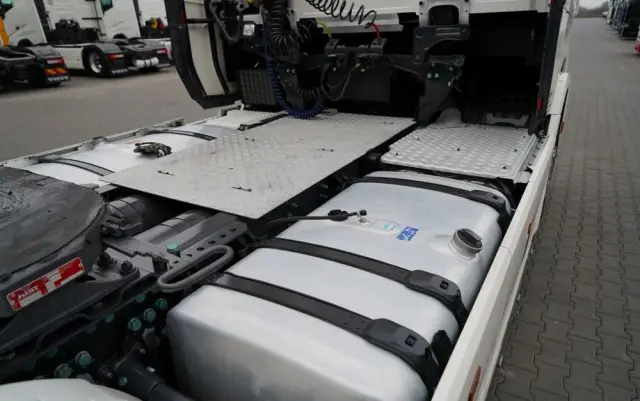 SCANIA S 580 / V8 / RETARDER / KLIMA POSTOJOWA / CAŁA NA PODUSZKACH / BOGATE WYPOSAŻENIE  / EURO 6 