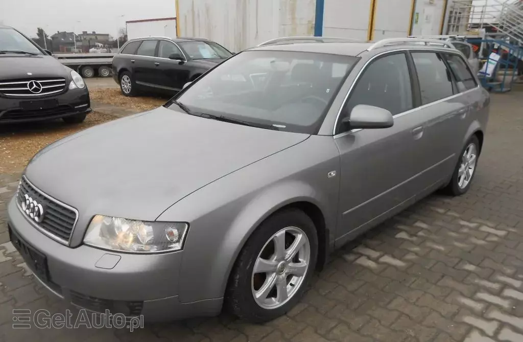AUDI A4 
