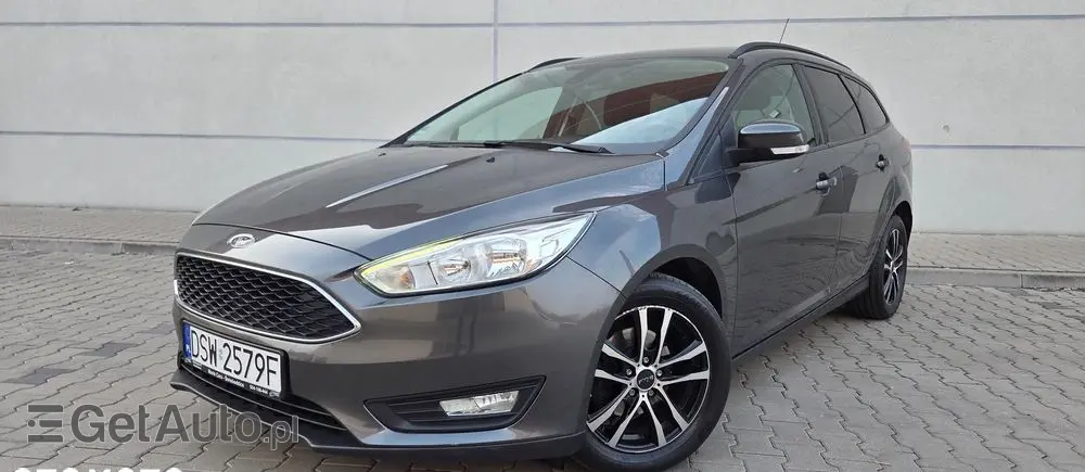 FORD Focus 1.0 EcoBoost Titanium