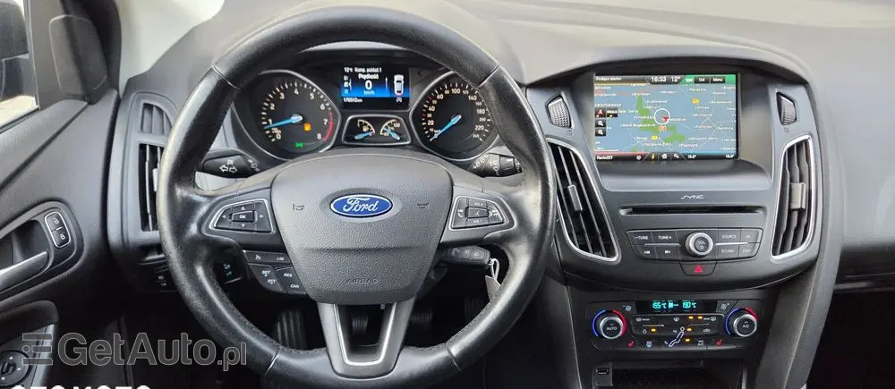 FORD Focus 1.0 EcoBoost Titanium
