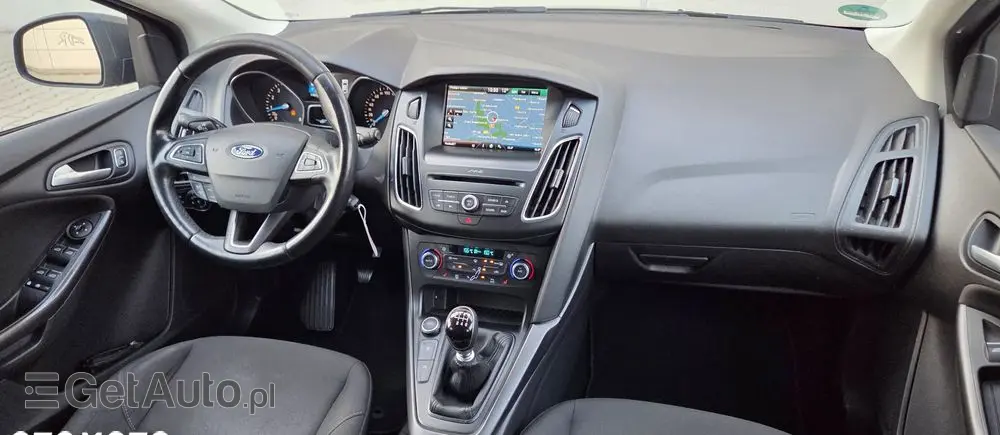 FORD Focus 1.0 EcoBoost Titanium