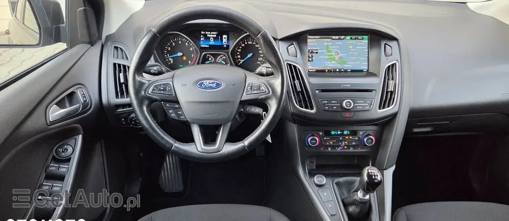 FORD Focus 1.0 EcoBoost Titanium