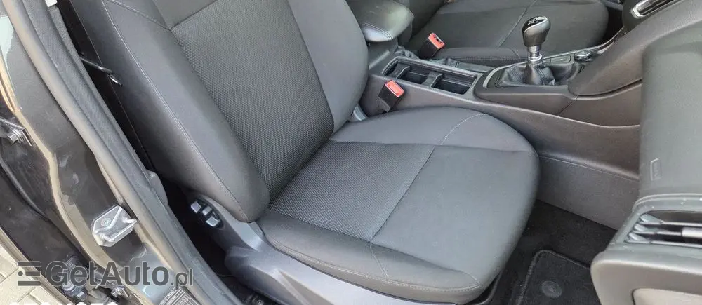 FORD Focus 1.0 EcoBoost Titanium