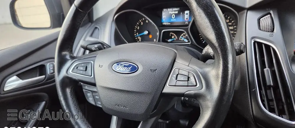 FORD Focus 1.0 EcoBoost Titanium