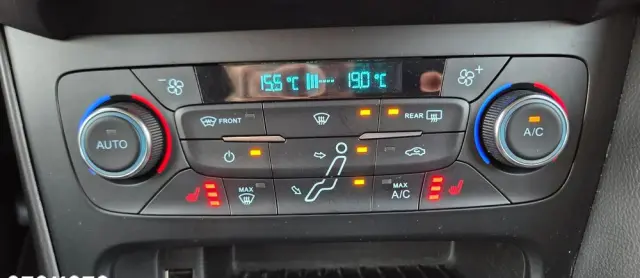 FORD Focus 1.0 EcoBoost Titanium