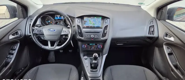 FORD Focus 1.0 EcoBoost Titanium