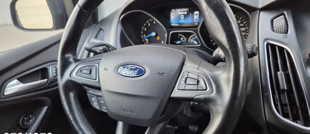 FORD Focus 1.0 EcoBoost Titanium