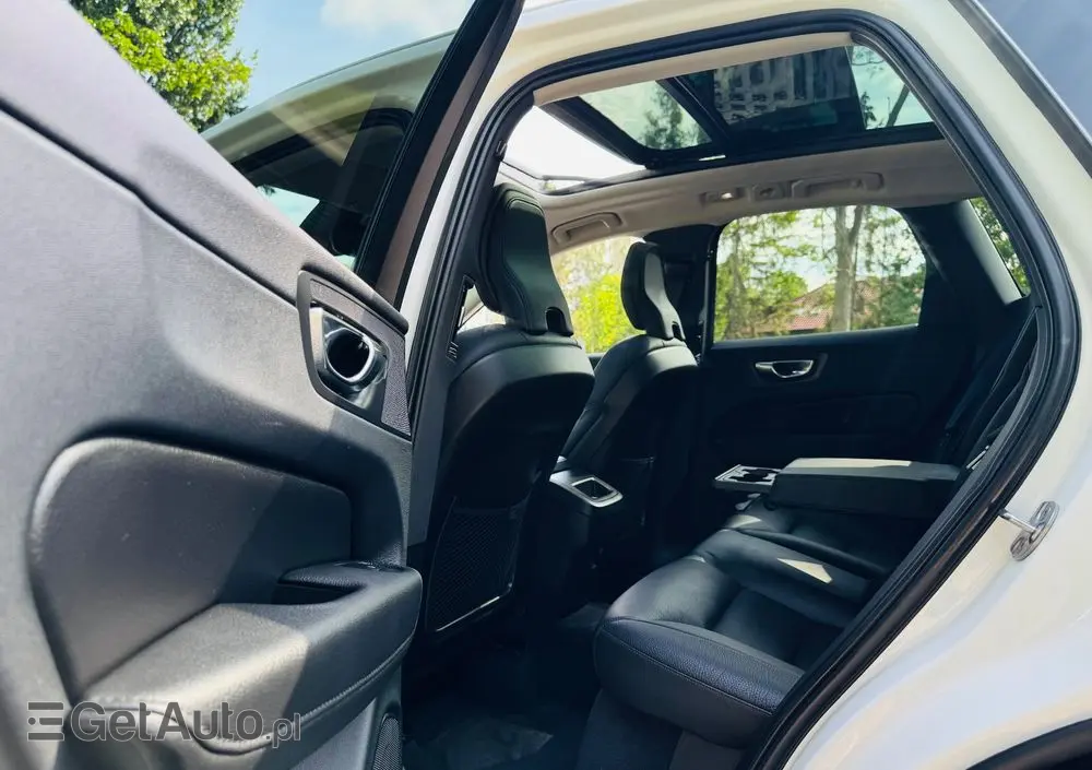 VOLVO XC 60 B4 D AWD Inscription