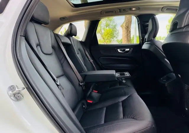 VOLVO XC 60 B4 D AWD Inscription
