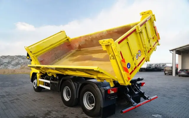 MAN TGS 26.440 / 6X4 / 2 STRONNA WYWROTKA / HYDROBURTA / AUTOMAT / KABINA SYPIALNA 