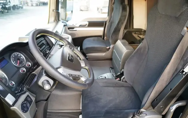 MAN TGS 26.440 / 6X4 / 2 STRONNA WYWROTKA / HYDROBURTA / AUTOMAT / KABINA SYPIALNA 