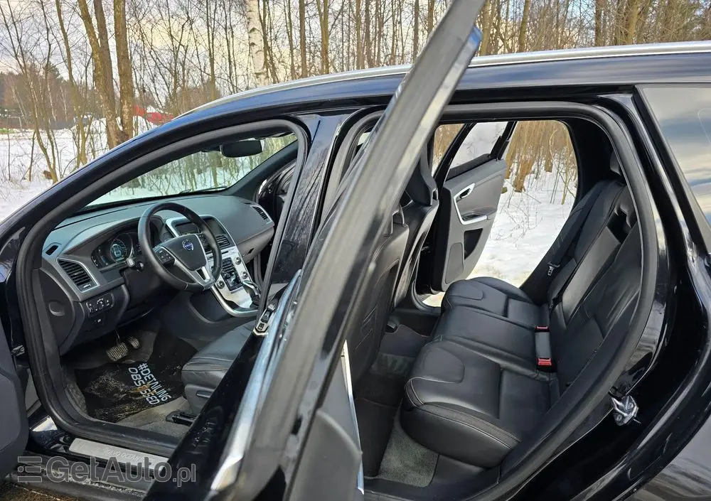 VOLVO XC 60 D4 Drive-E Ocean Race